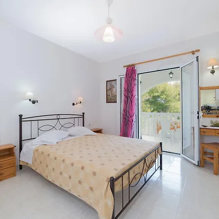 Apart-hotel Ruassi